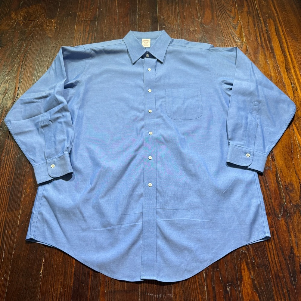 Brooks Brothers Shirt Mens 16.5 - 32 Blue Traditional Fit Dress Non Iron EUC